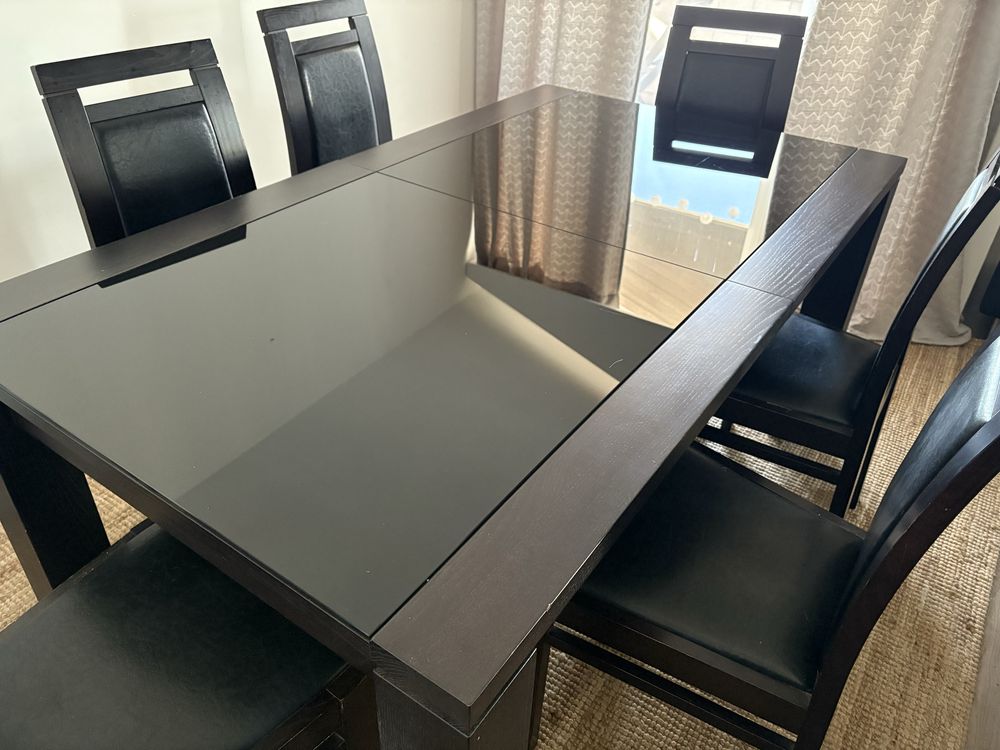 Mesa sala jantar em madeira maciça com 6 cadeiras
