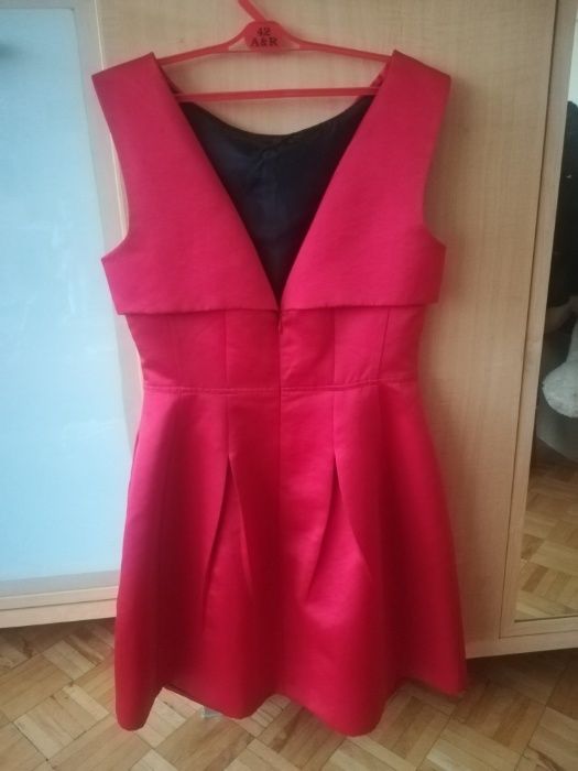 Sukienka elegancka wesele sylwester ZARA rozm. M intensywna czerwień