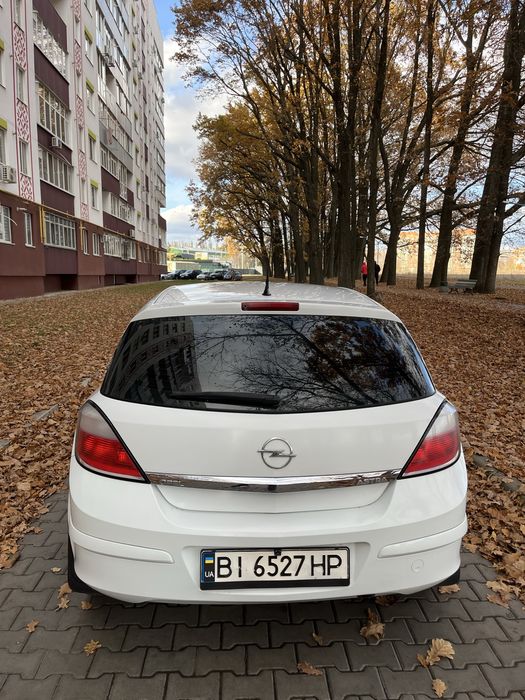 Продам Opel Astra H