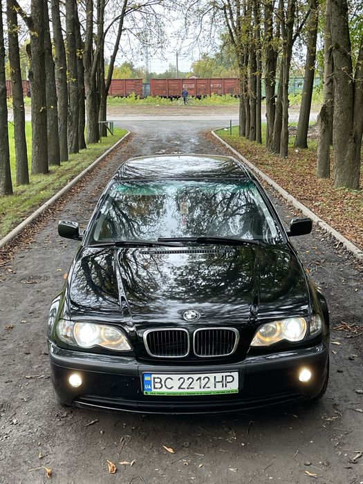 BMW 320l хороший стан все працює