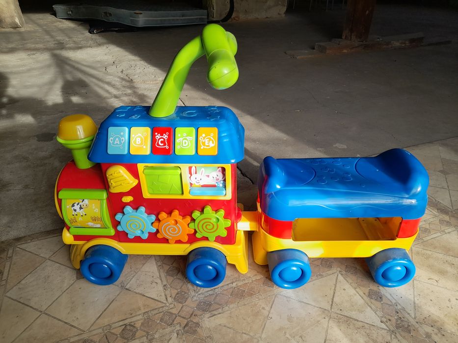 Pociąg interaktywny 3 w 1 do nauki chodzenia