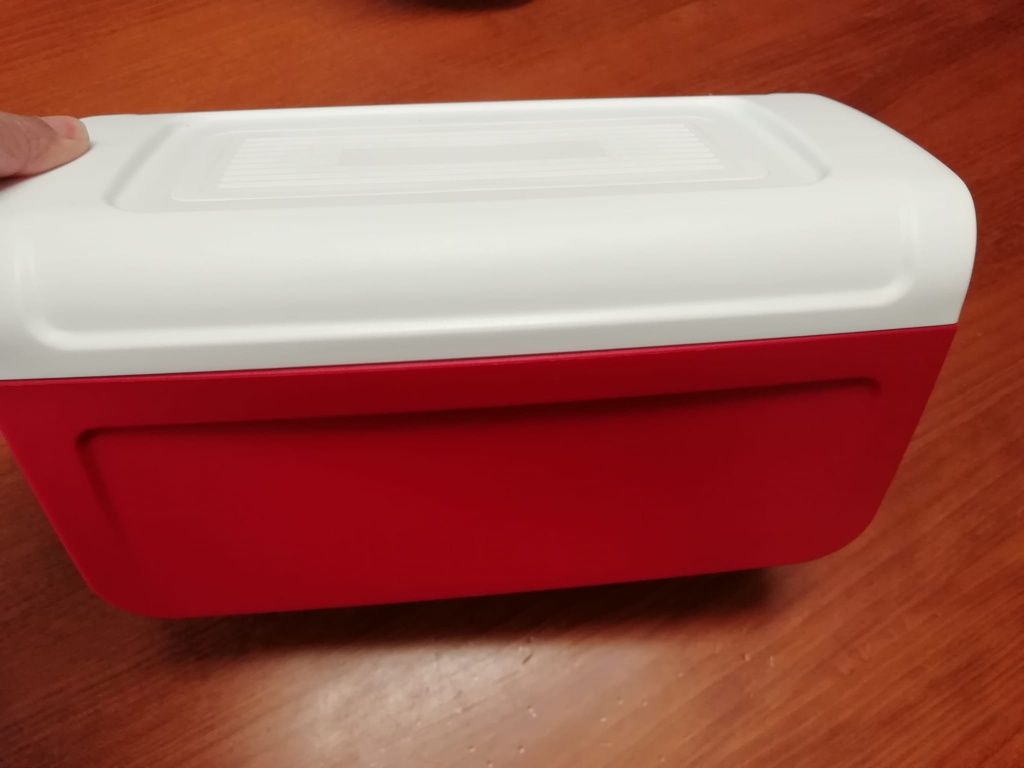 Caixa das tostas Tupperware Usada