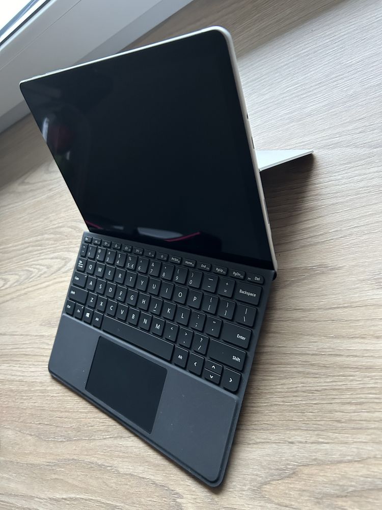 Laptop Microsoft Ms Surface Go2 10,5"/Pentium/4GB/64GB/Win10