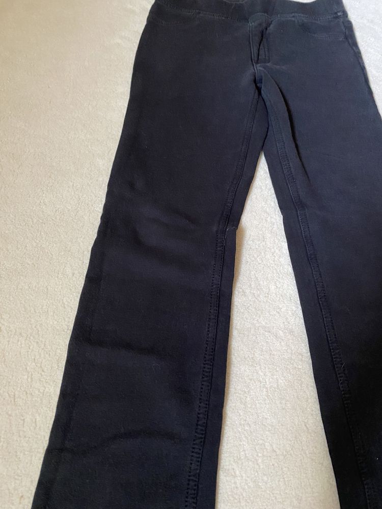 Spodnie HM dziewczęce 9-10 lat czarne, elastyczne, Piękne