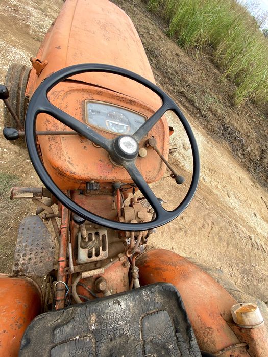 Trator Renault60 super