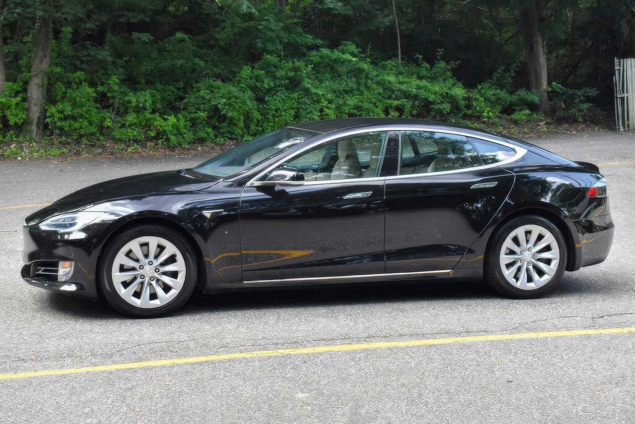 2019 Tesla Model S Standard Range