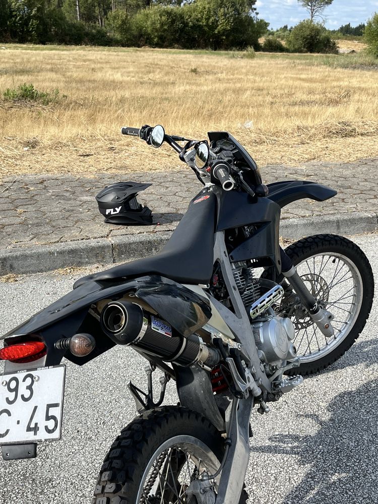 AJP Pr3 125cc - 2009