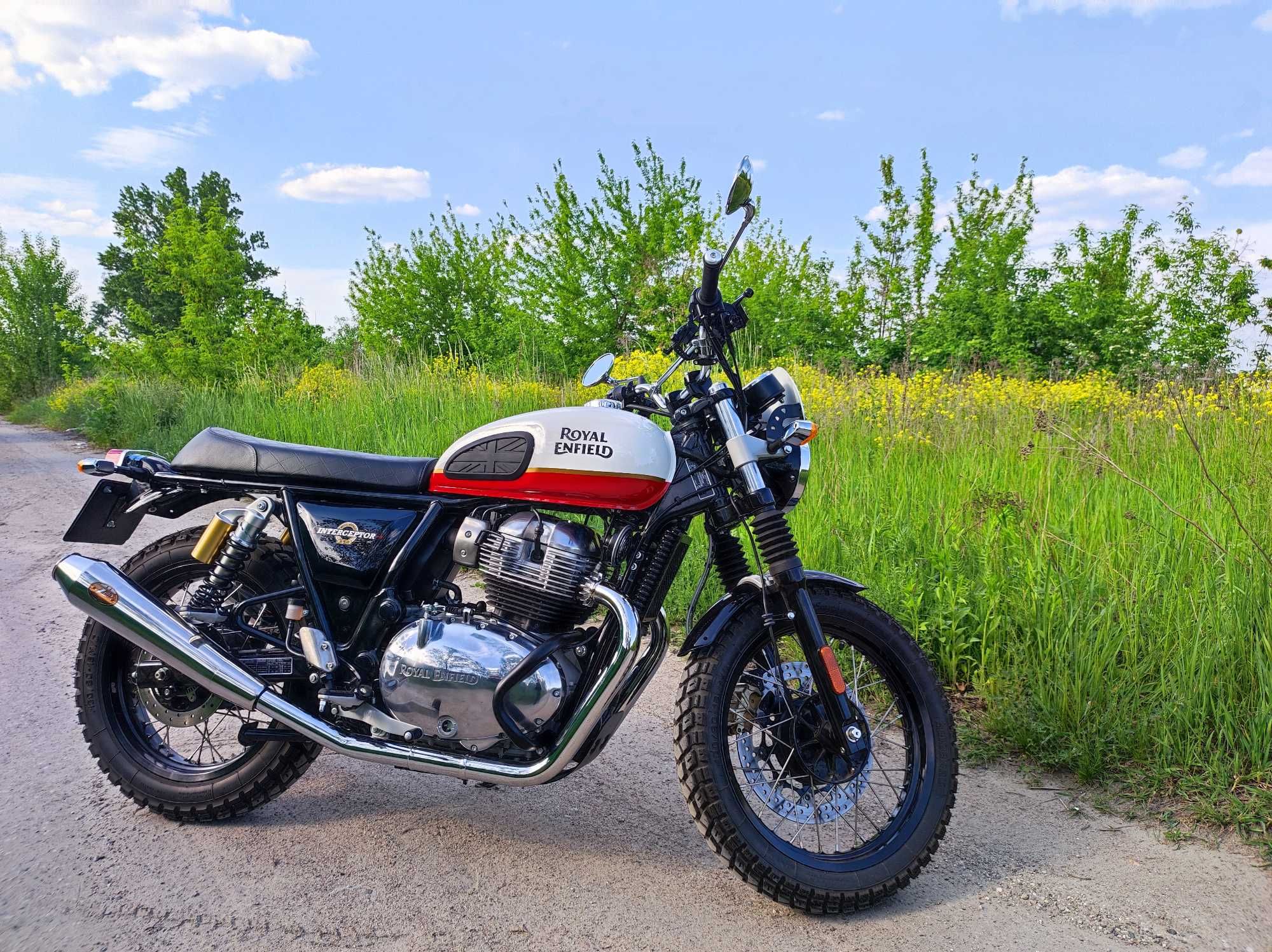Royal Enfield Interceptor 650 CESJA
