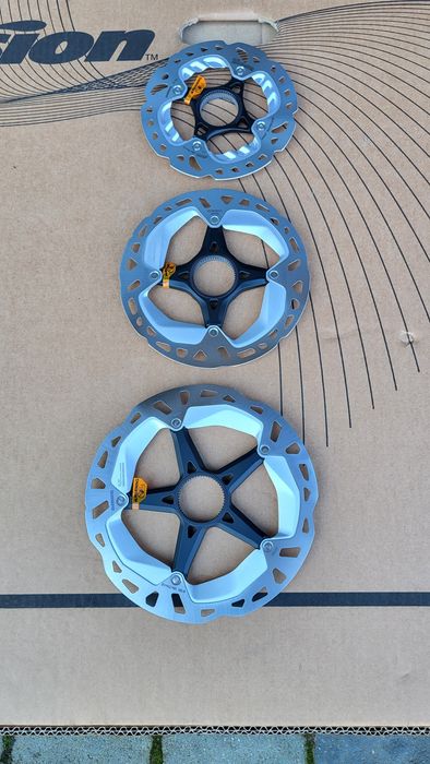 Гальмівний ротор 140/160/180/203 мм Shimano Ice Tech Freeza RT-MT800 д