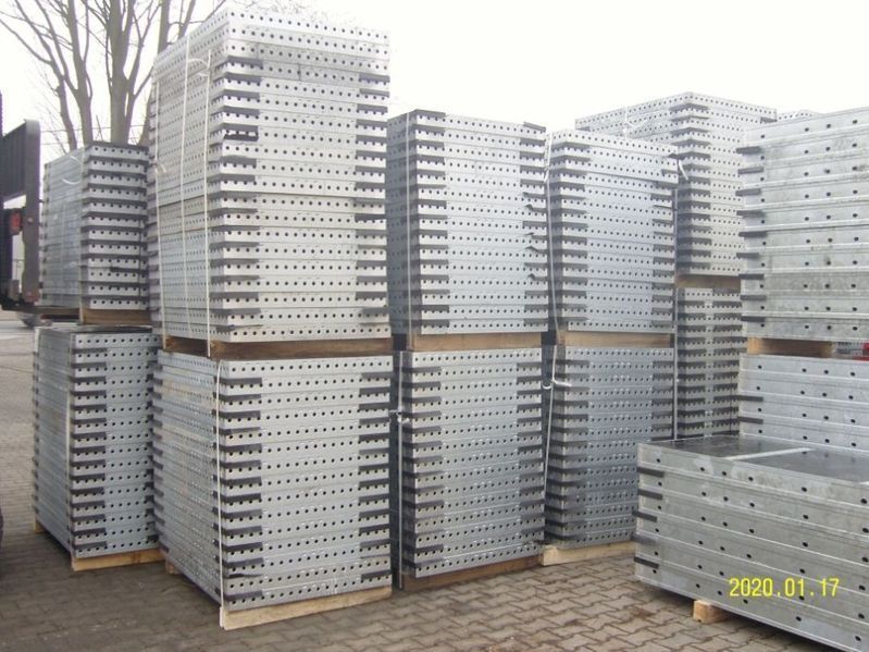 Szalunki ścienne fundamentowe, lekkie Tekko. 88 m2