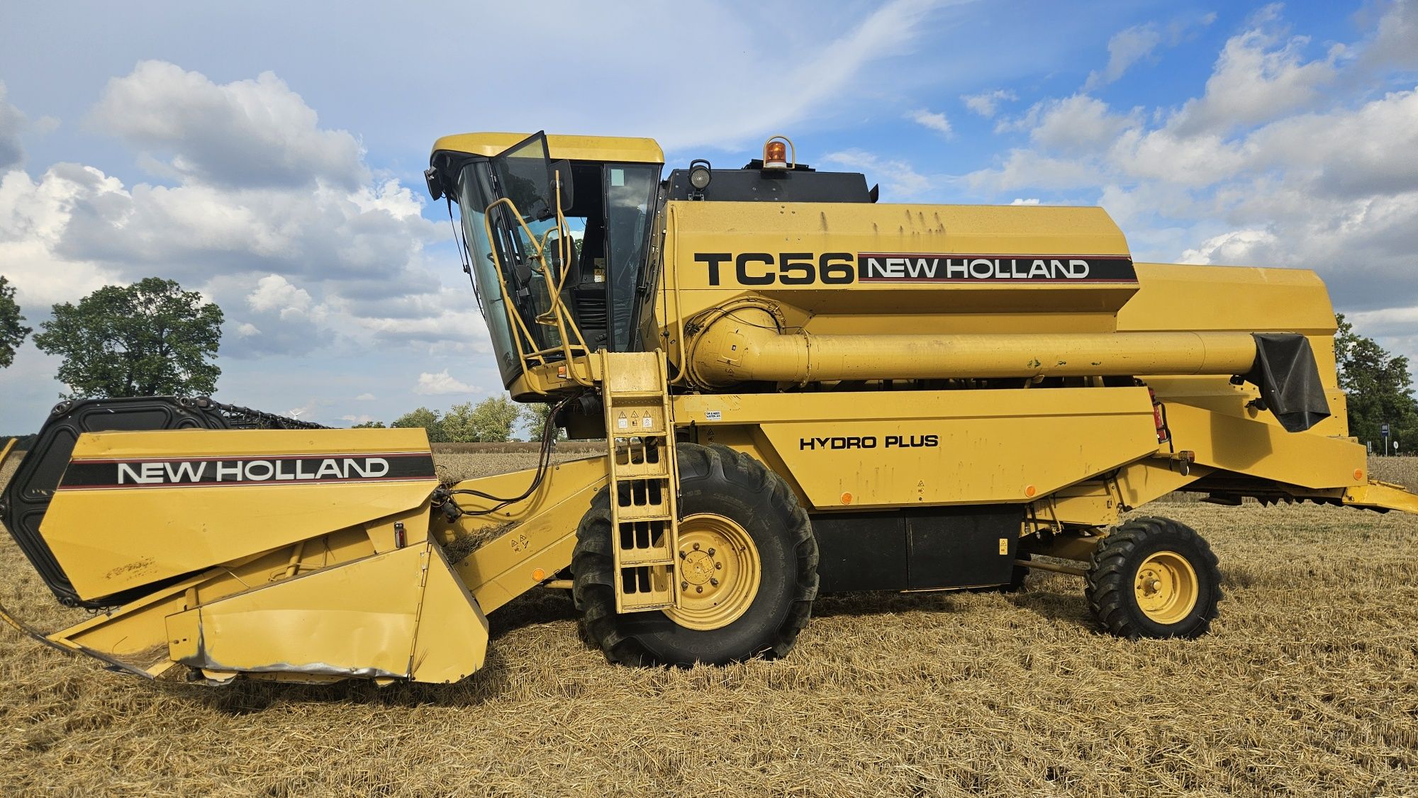New Holland TC 56 Hydro plus