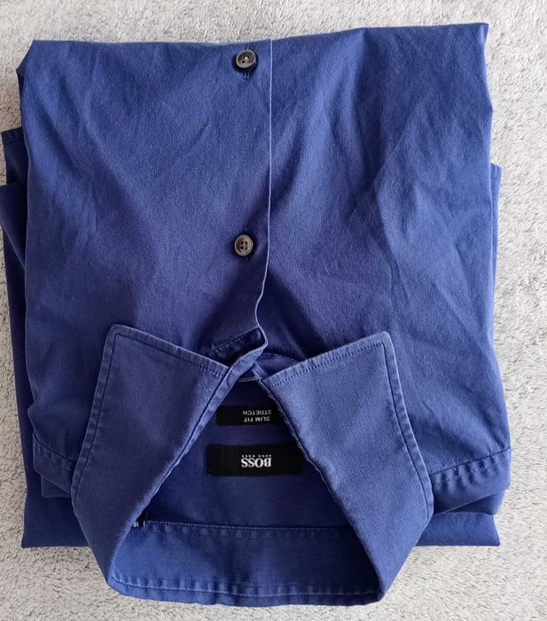 Sprzedam koszulę Hugo Boss rozm. 42