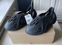 Buty Adidas Yeezy Foam Runner Onyx rozm. 46