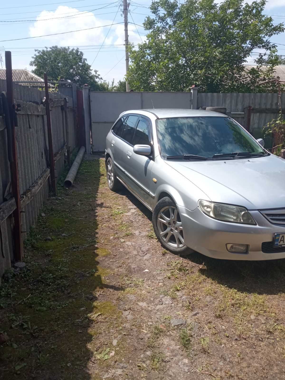 Продам автомобиль Мазда 323f
