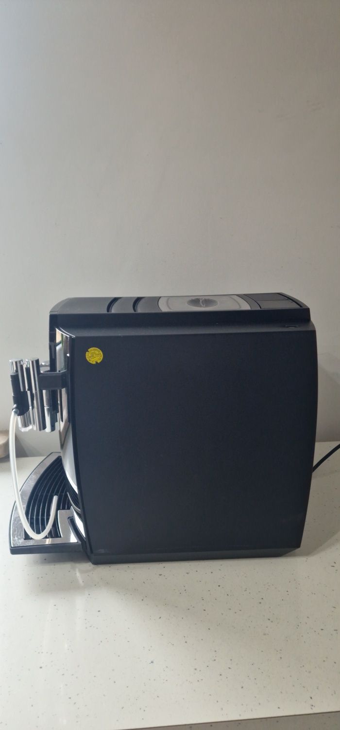 Ekspres do kawy Jura e80 plus gratis