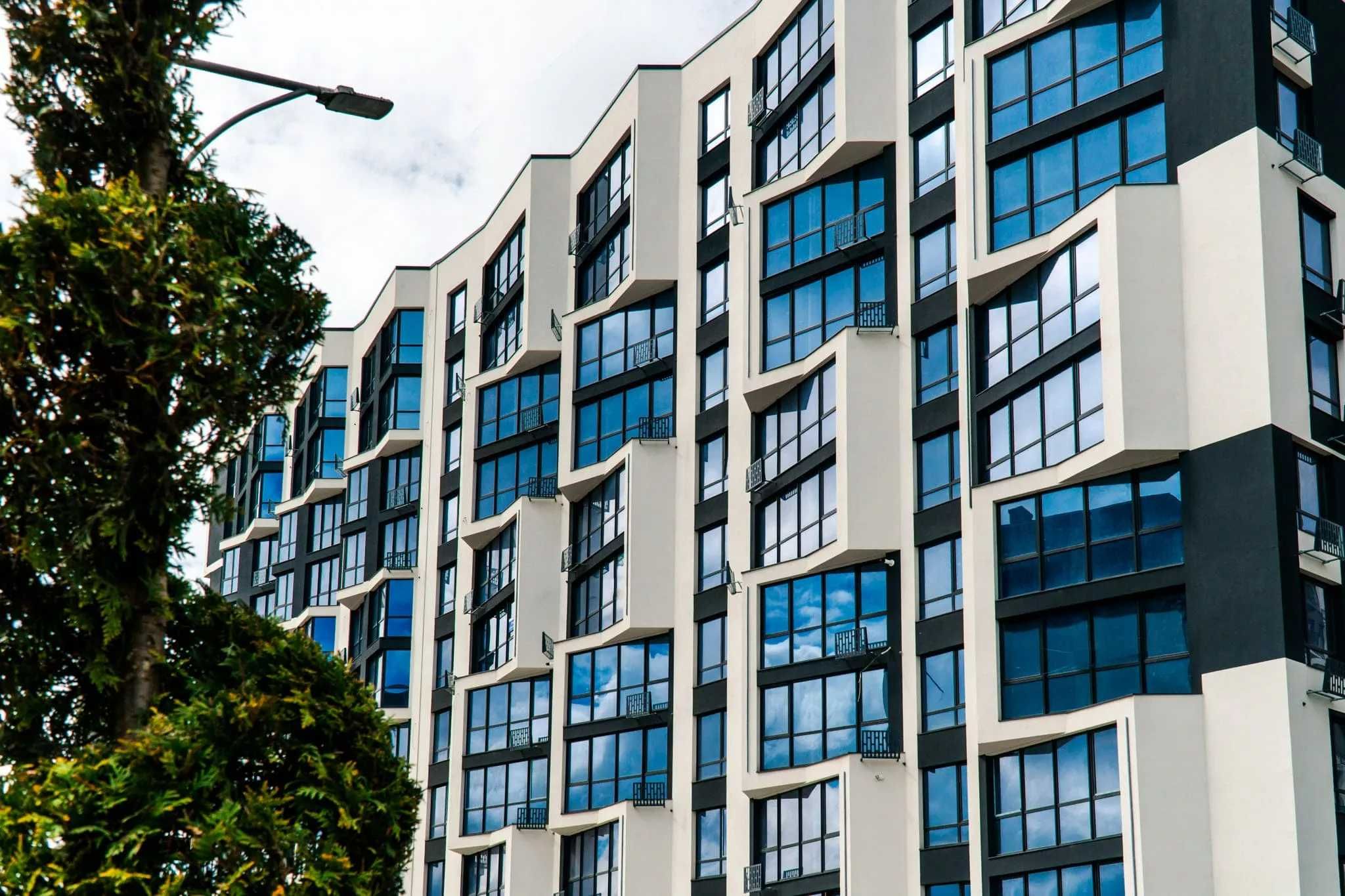 Продаж 2-ох кім квартири неподалік центру