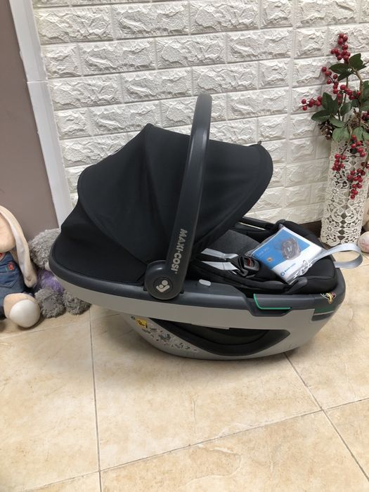 Автокрісло MAXI-COSI Coral 360 Група 0+ (0-13 кг) автолюлька база