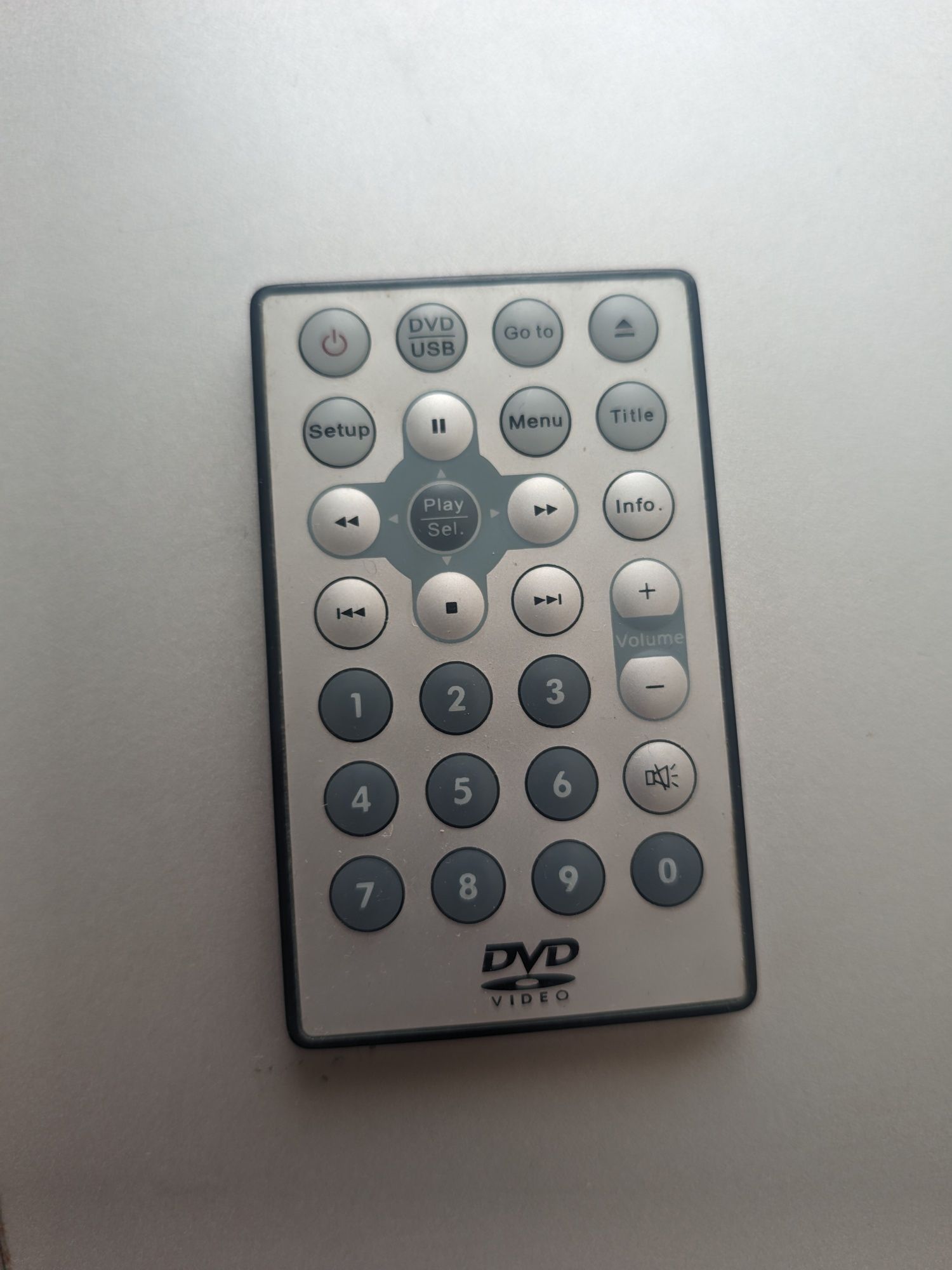DVD програвач Mustek V56SM-2E