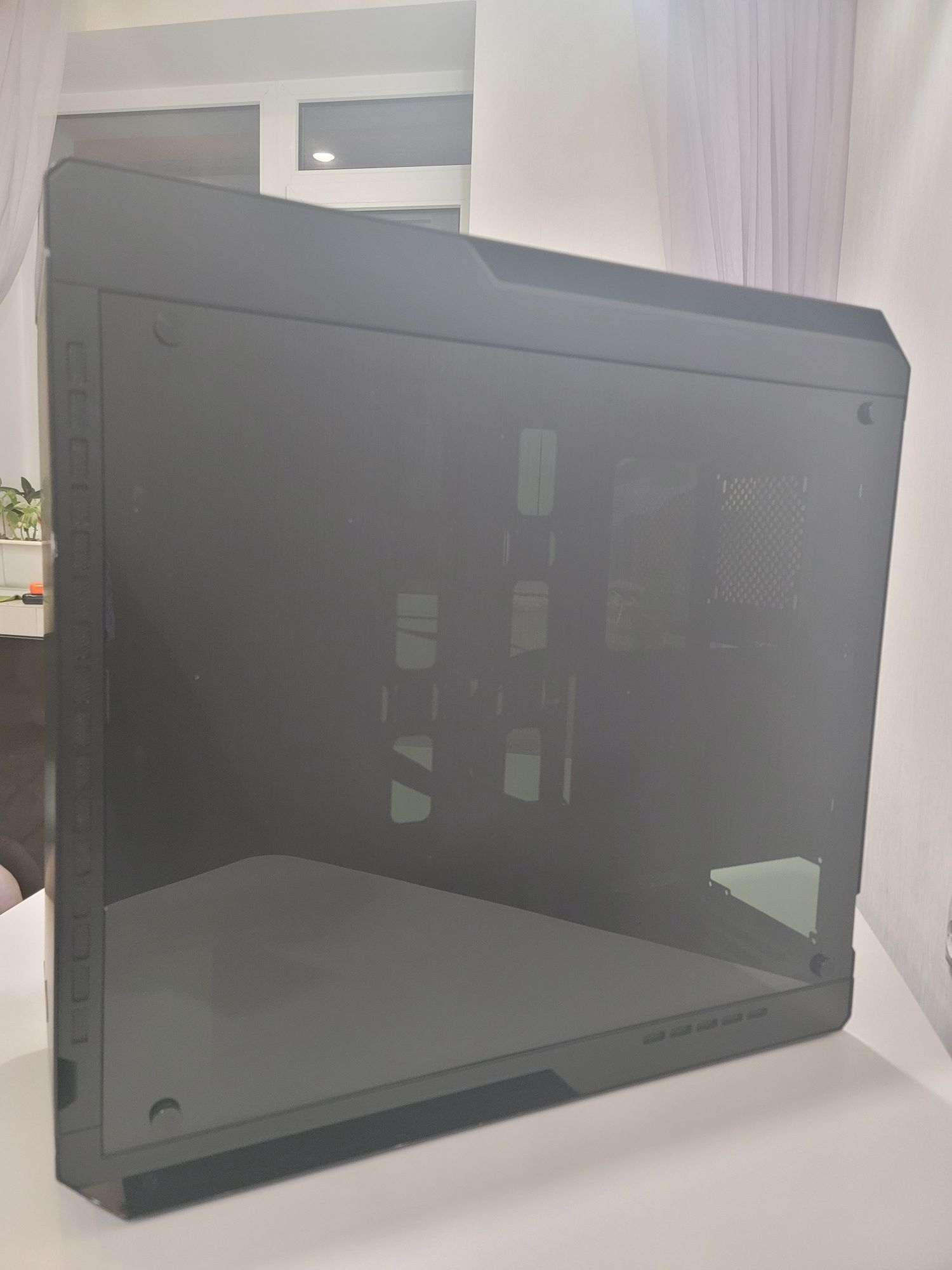 Продам премиальный корпус Zalman X7 Black