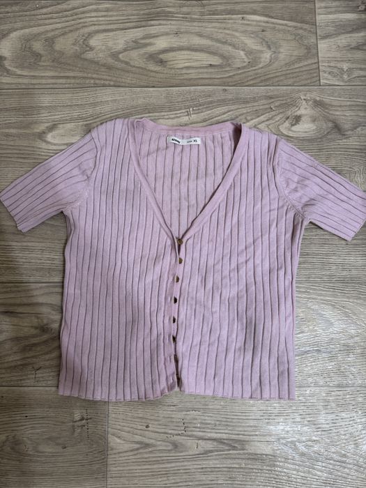 Женская кофточка в рубчик