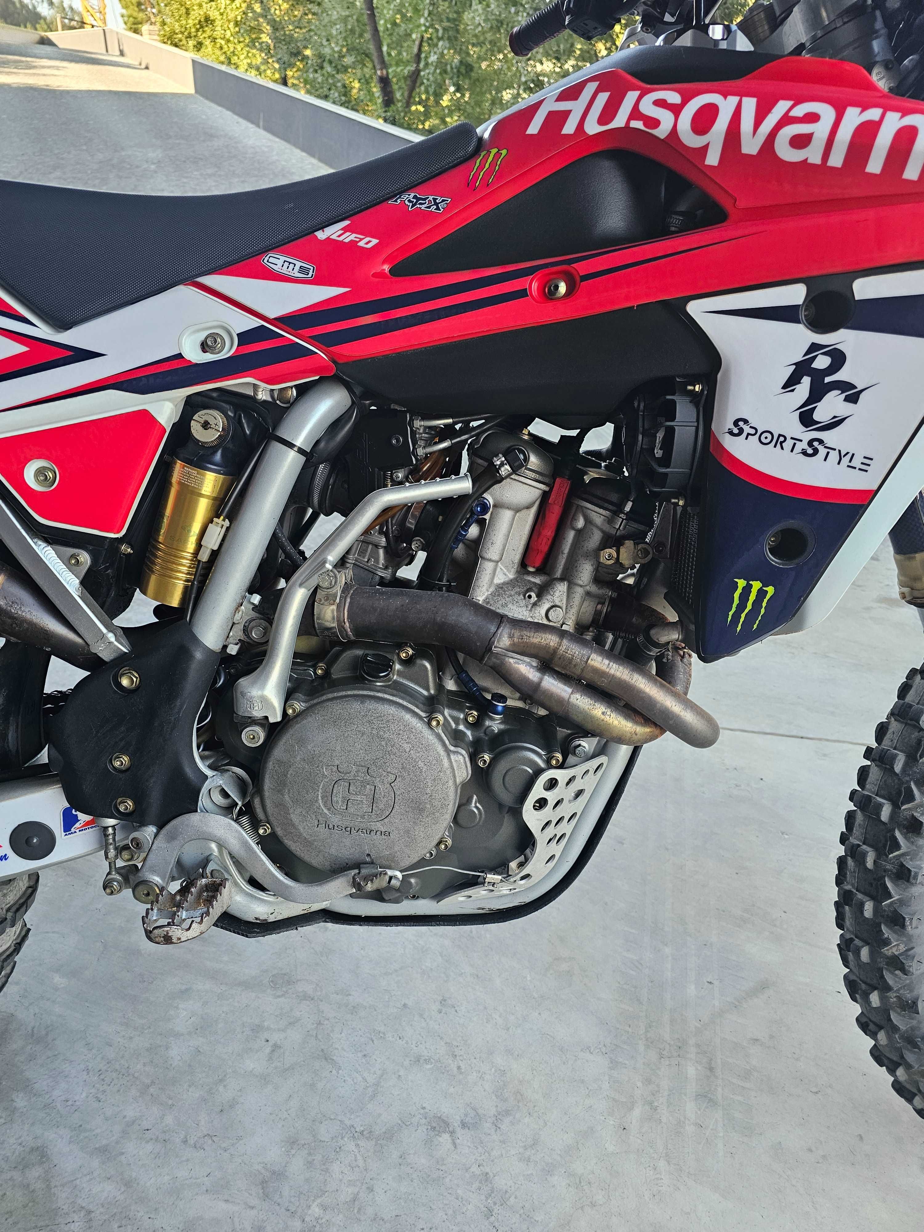 Husqvarna TE 450 matriculada com motor de arranque