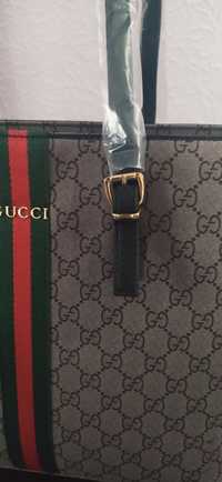 Красивая и практичная сумка Gucci