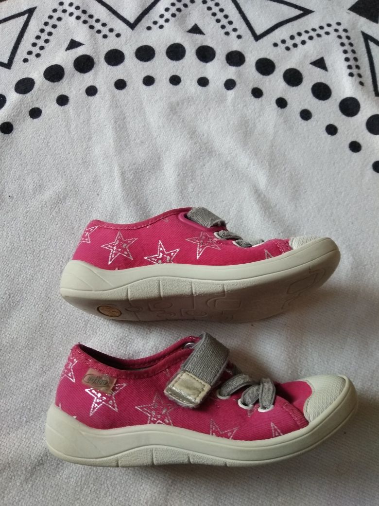 Tenisówki trampki różowe w gwiazdki r. 28 Befado wkładka 18 cm