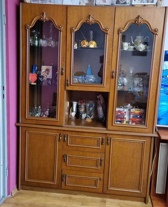 Oddam dwie komody z Nadstawką