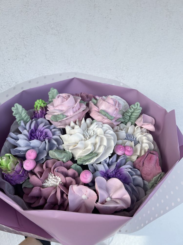 Букет з зефірних квітів/коробочка квітів з зефіру