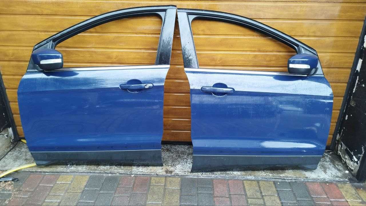 Двері ліві праві Ford Escape Kuga mk2 J7