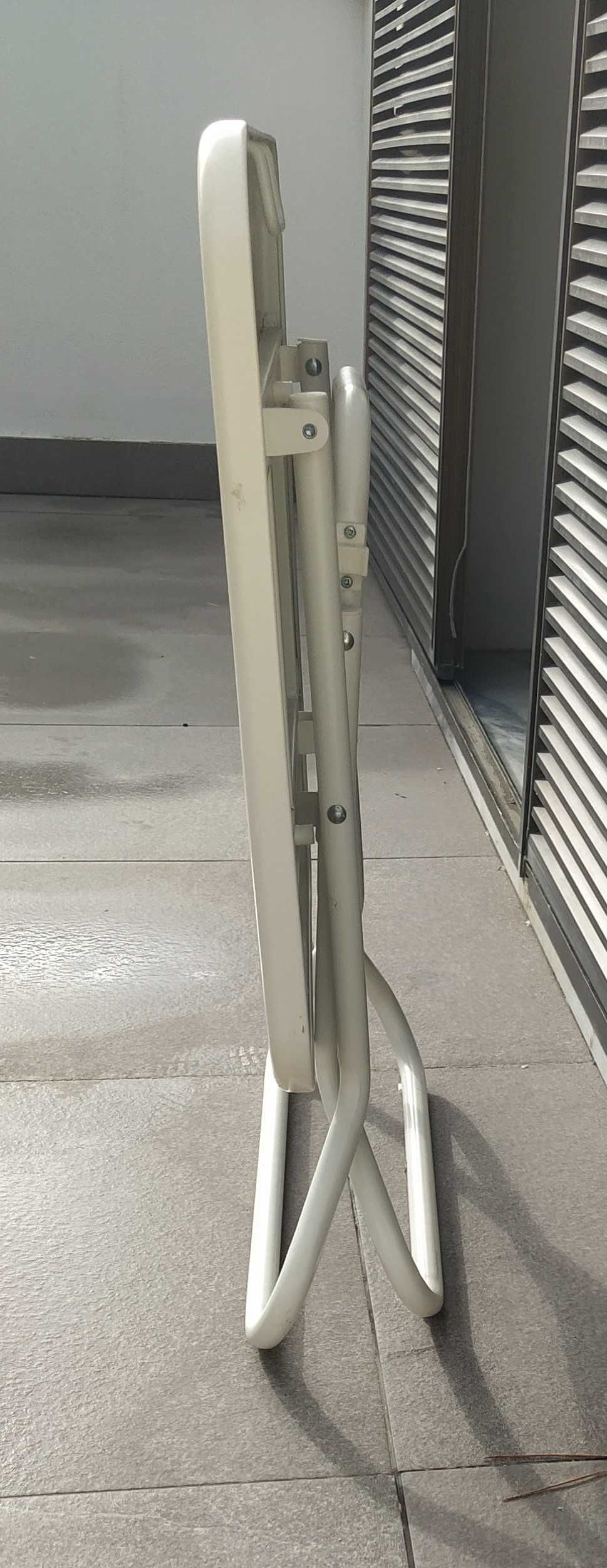 Mesa de Centro dobravel - IKEA