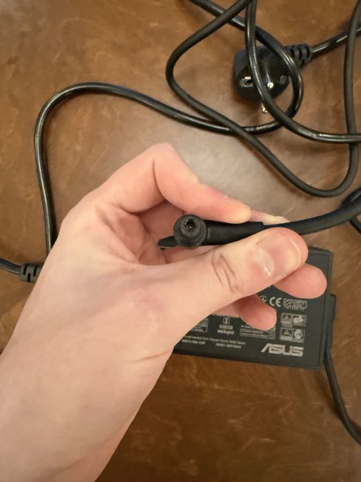 Блок живлення для ноутбуку/монітору ADP-240EB C | 240W | 20V | 12A