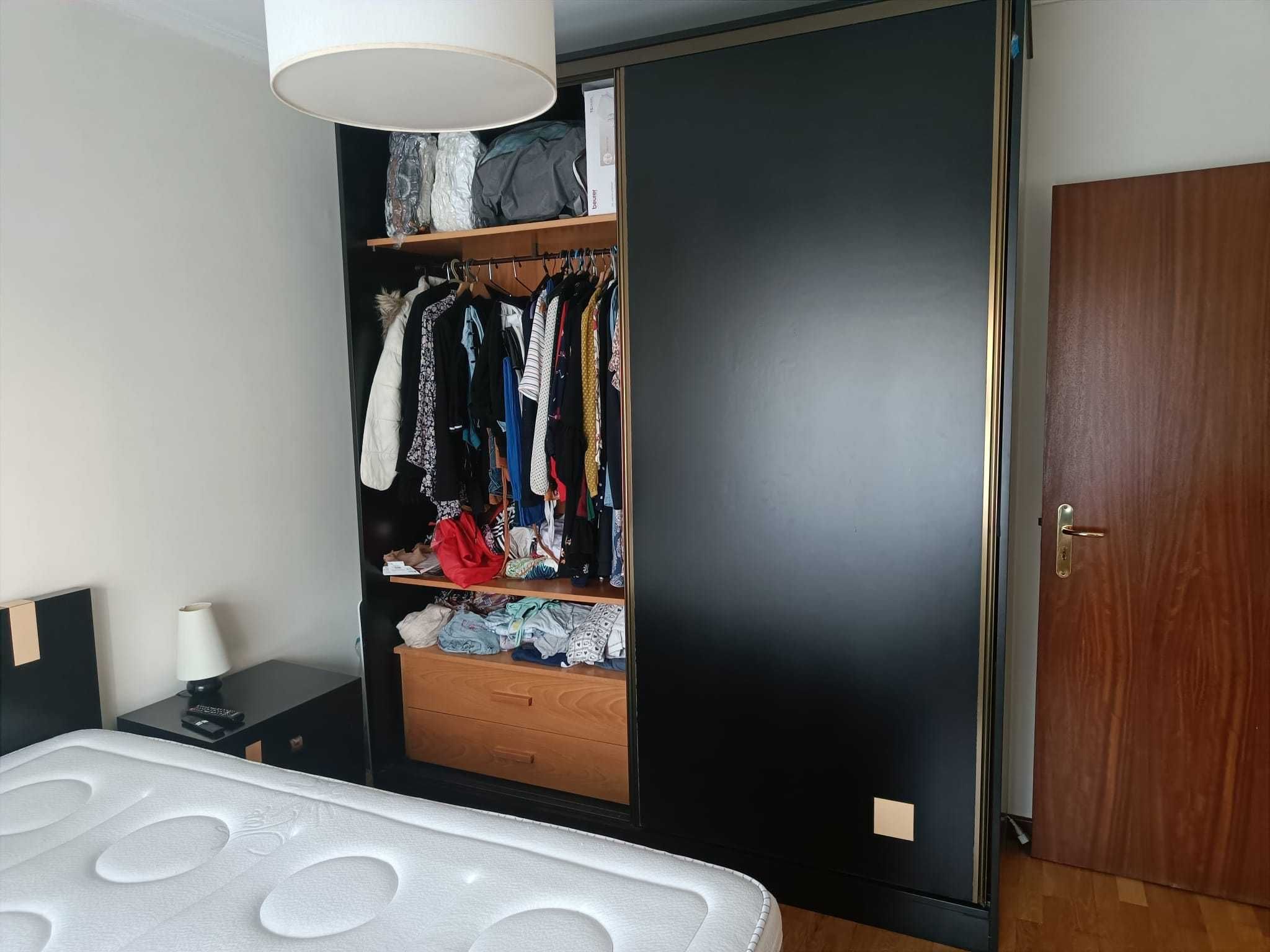 QUARTO COMPLETO Moderno (Preto) – com roupeiro