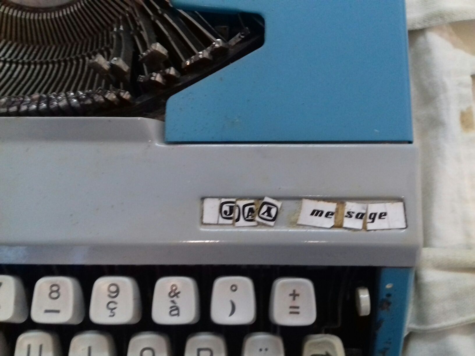 Máquina de escrever francesa