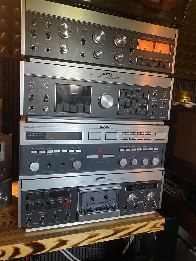Revox zestaw, szpula B77, kasetowy B710, tuner B760, wzmacniacz B251