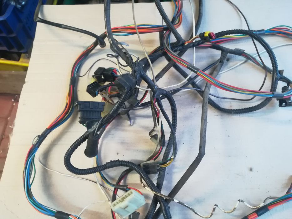 Fiat 126p wiązka tylna pod zapłon elektroniczny do wersji EL