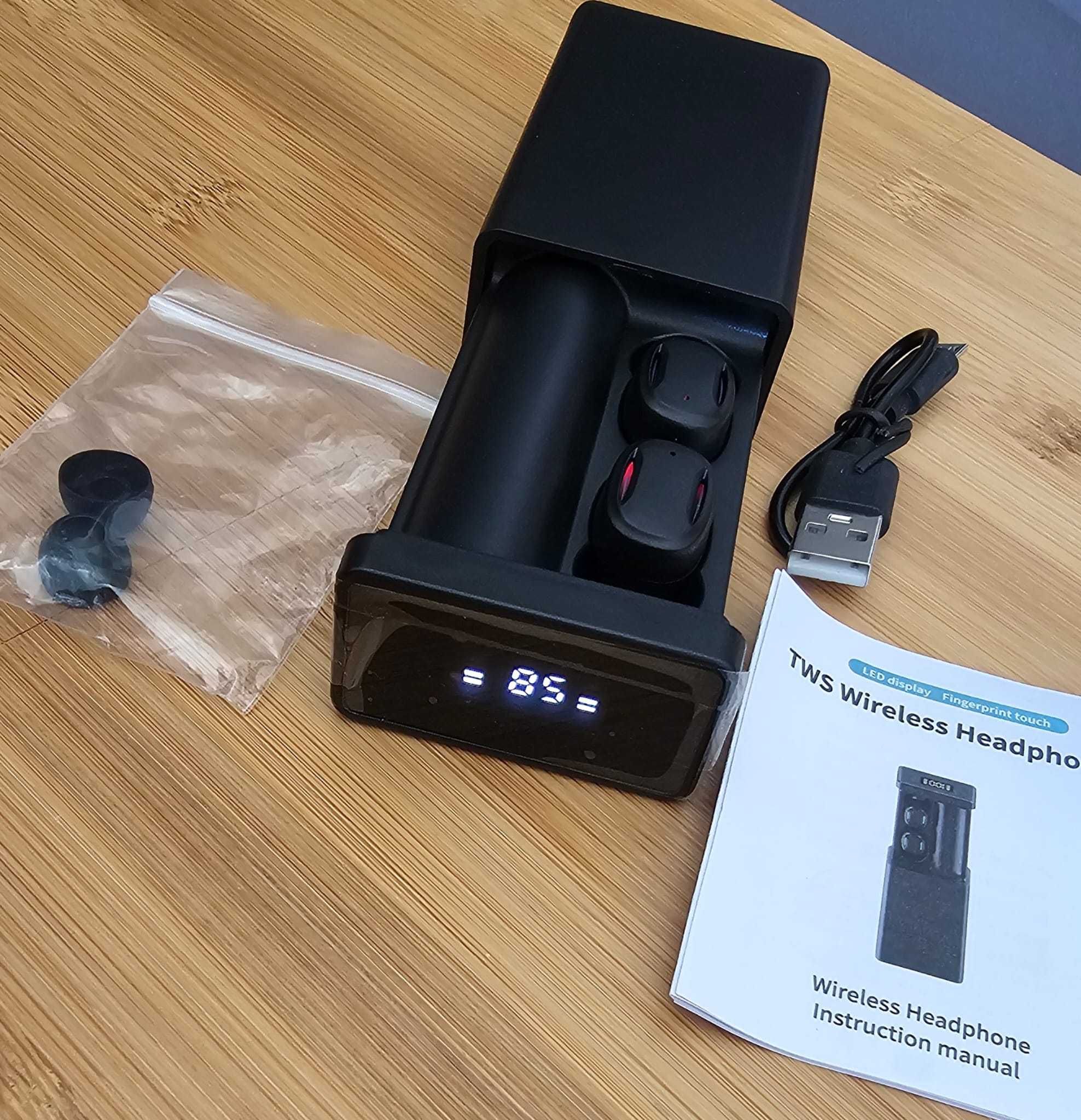 Auriculares Bluetooth com powerbank NOVOS