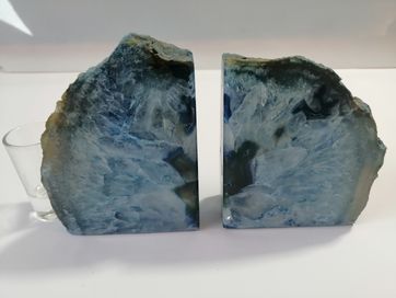 Naturalny kamień Agat w formie polerowanych kawałków