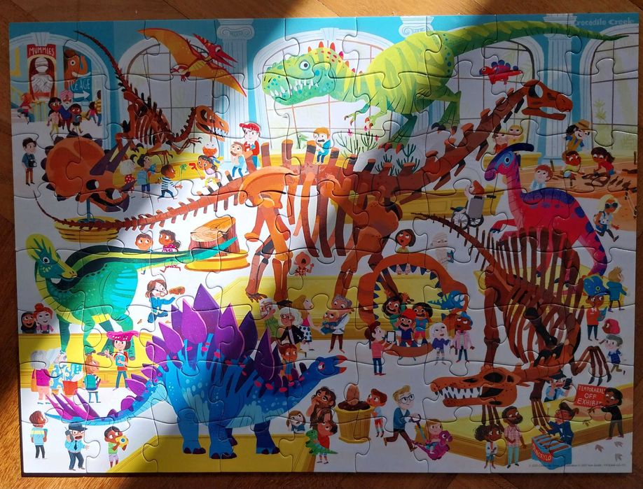 Puzzle "Day at the Museum: Dinosaurs" 72 Peças - Crocodile Creek