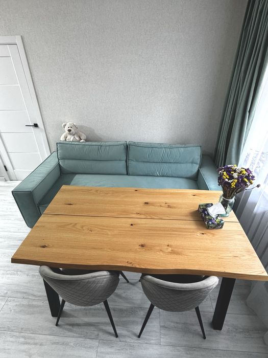 Продаж двокімнатної квартири з ремонтом в центрі міста