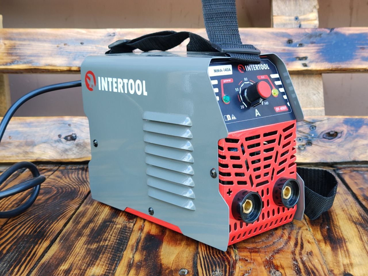 Зварювальний апарат ММА-140А INTERTOOL DT-4001/ Dnipro-M SAB-14D MINI