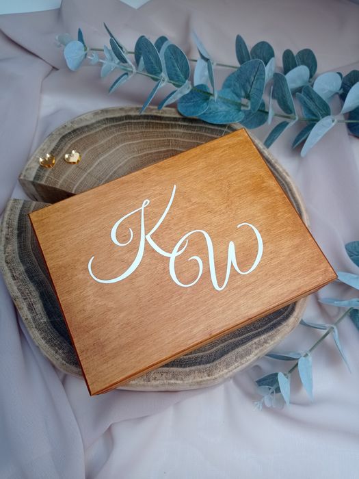 Pudełko na obrączki z dowolnym napisem