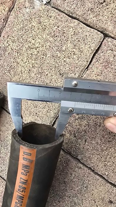 Wąż gumowy różne średnice  średnice sztywny fi 50mm , 45 , 37,  38