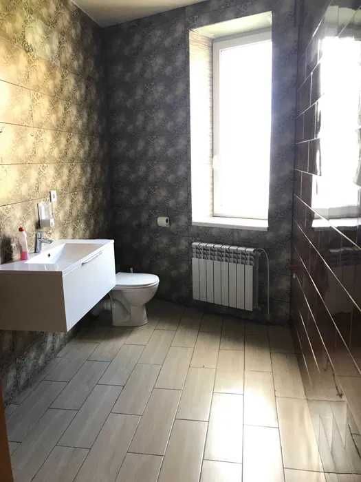 Чудовий офіс Центр міста 236м2