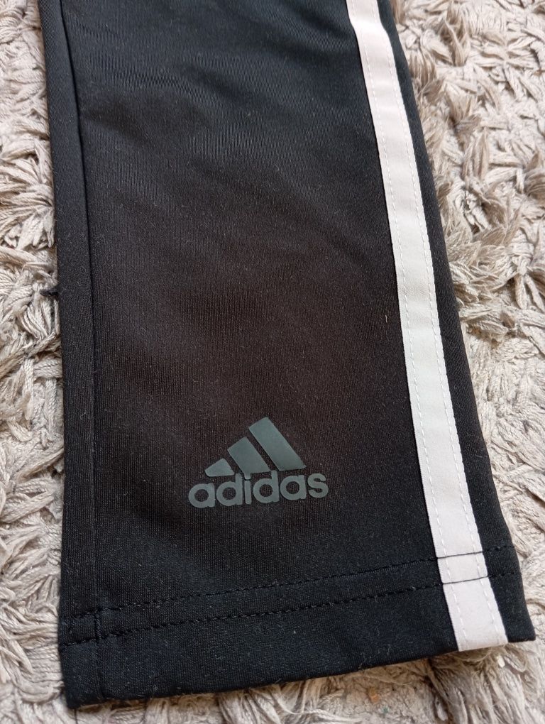 Oryginalne legginsy Adidas w rozmiarze XS