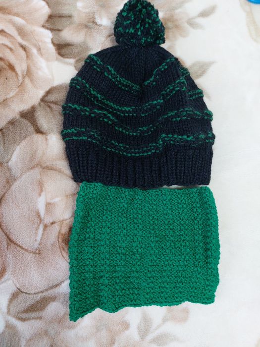 Новая вязаная шапочка +шарфик