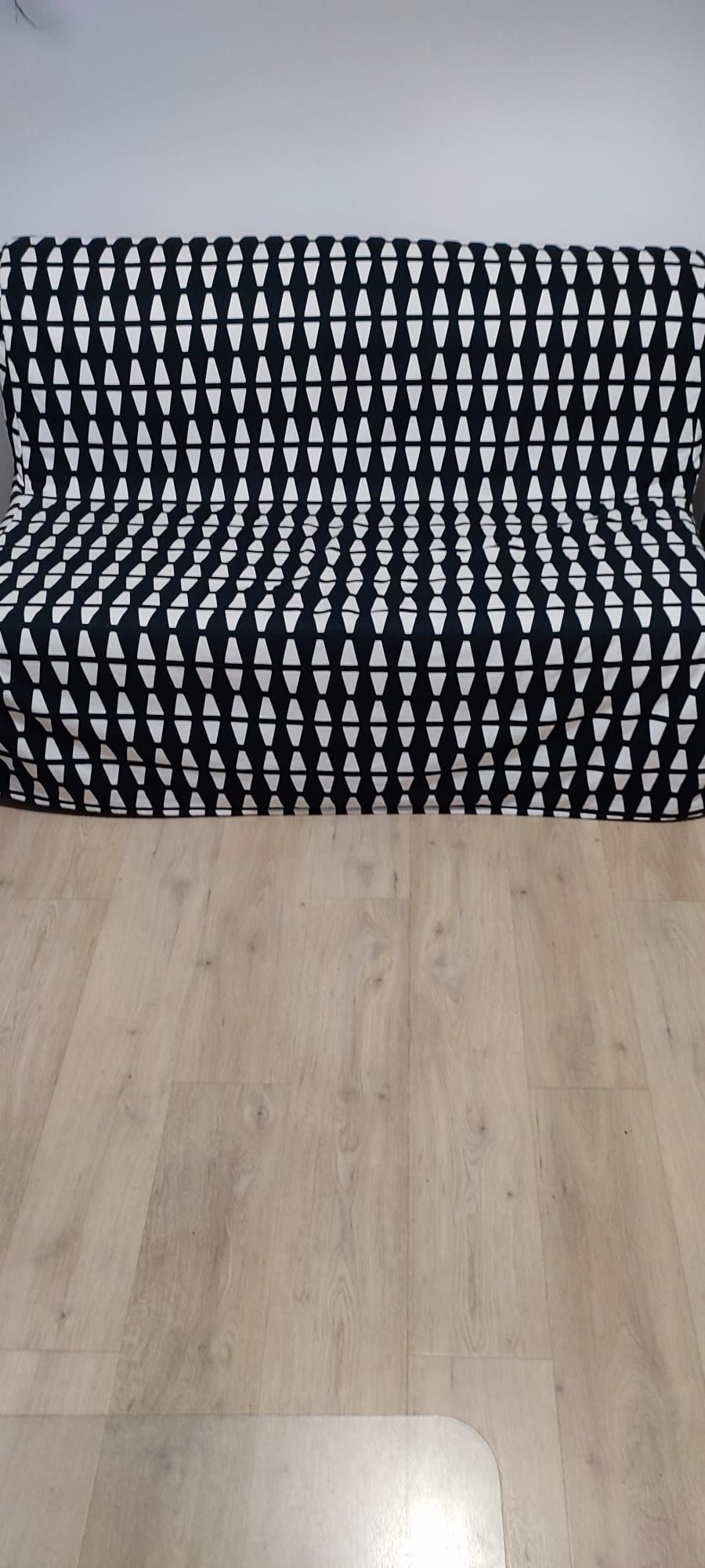 Sofa Ikea LYCKSELE LOVAS dwuosobowa 
Sofa 2-osobowa rozkładana