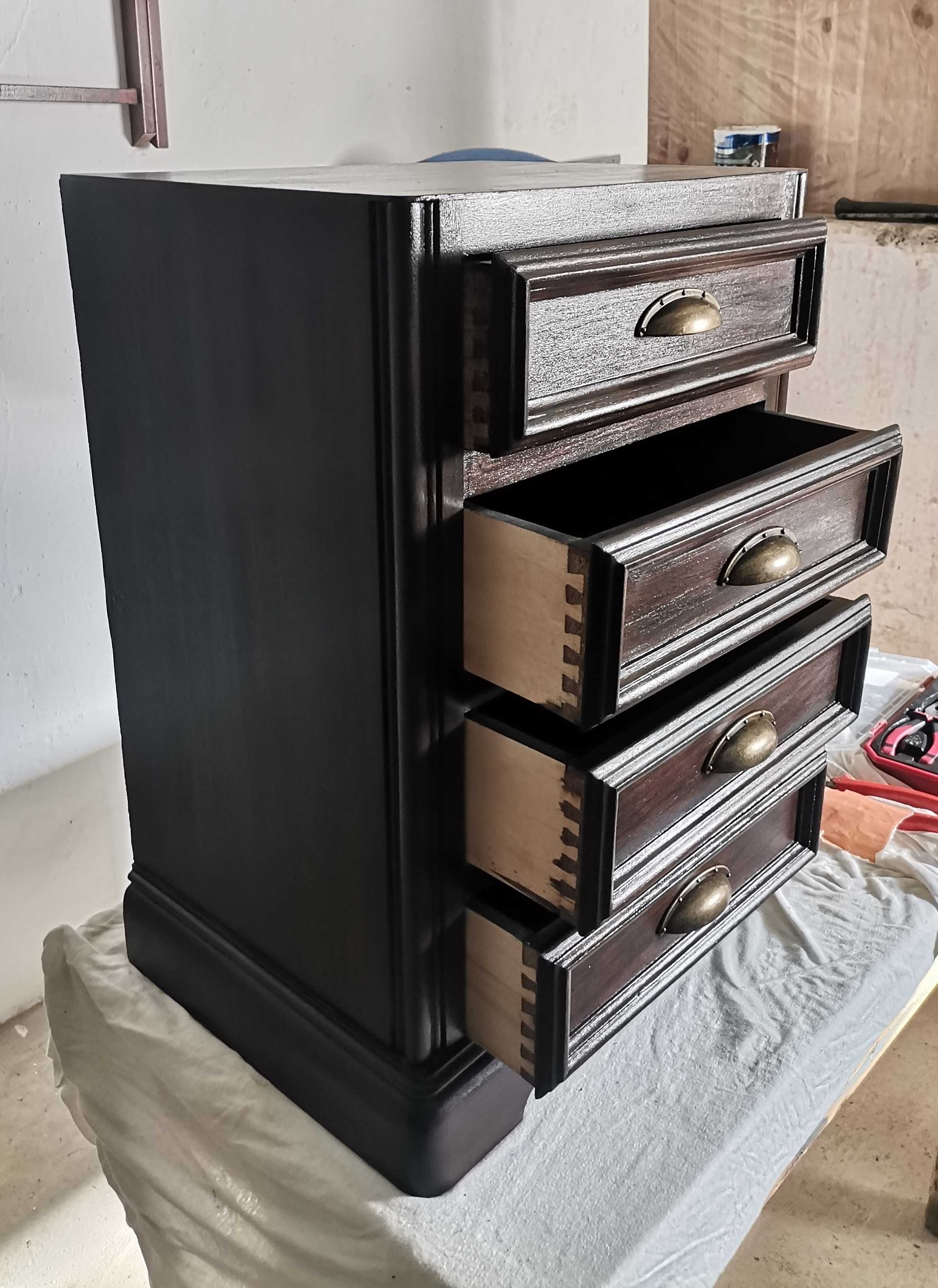 Mesa de cabeceira ou apoio