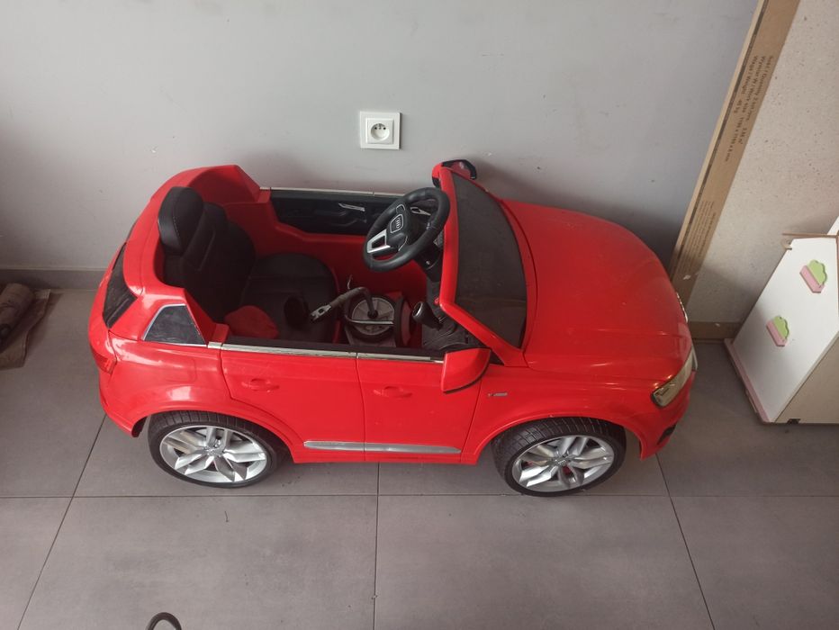 Autko na akumulator dla dziecka