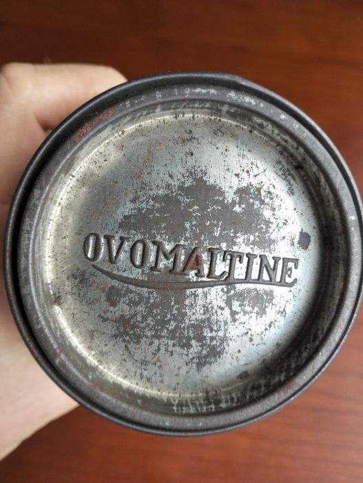 Antiga lata Ovomaltine